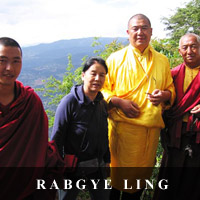 photo of Loga Rinpoche and Genyen Jamyangling in Rabgye Ling, Yunan